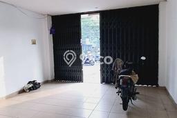 Disewakan Ruko Strategis di Cimahi Tengah, Luas 180m², Area Utama Disewakan Ruko Strategis di Cimahi Tengah, Luas 180m², Area Utama