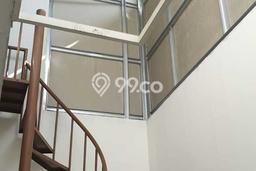 Rumah di Taman Kopo Indah, Akses ke Tol, 2 KT, Luas 102m² Bangunan 70m² Rumah di Taman Kopo Indah, Akses ke Tol, 2 KT, Luas 102m² Bangunan 70m²