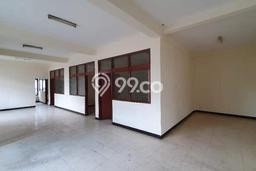 Ruko Disewakan di Astanaanyar, Luas 300m², Jalan Strategis, Lokasi Mudah Ruko Disewakan di Astanaanyar, Luas 300m², Jalan Strategis, Lokasi Mudah