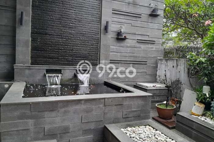 Rumah 5 KT 3 KM di Area , Bandung Rumah 5 KT 3 KM di Area , Bandung