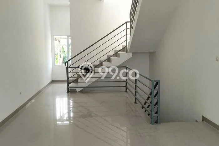 Ruko Dijual di Prime Area Bandung Luas 144m2 Ruko Dijual di Prime Area Bandung Luas 144m2