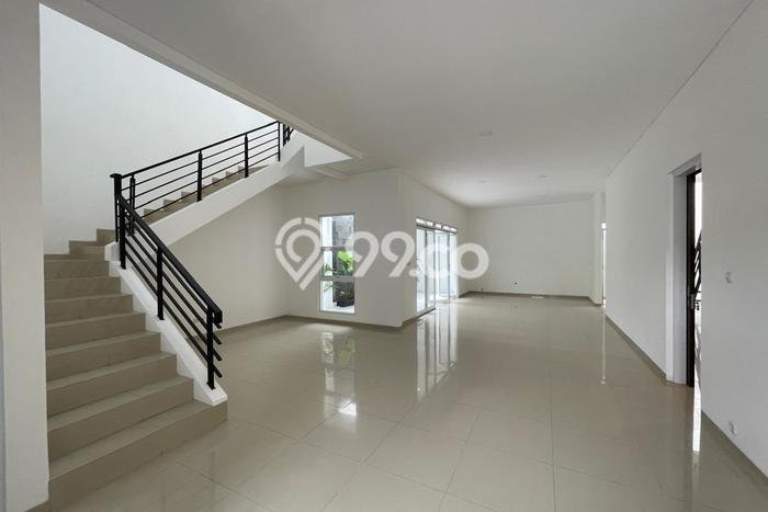 Rumah Luxury Modern Siap Huni di Setra Duta Bandung Rumah Luxury Modern Siap Huni di Setra Duta Bandung