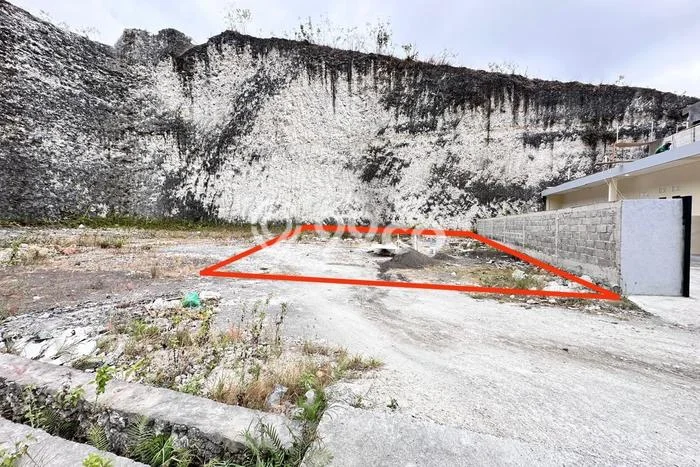Tanah Dijual Area Strategis di Kutuh Badung 200m2 Tanah Dijual Area Strategis di Kutuh Badung 200m2