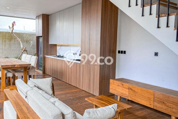 HOT DEAL! Vila Kawasan , Area 200m2m², Lokasi Strategis HOT DEAL! Vila Kawasan , Area 200m2m², Lokasi Strategis