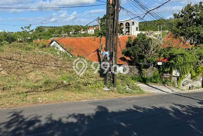Tanah Disewa di Uluwatu Strategis dan Memiliki Luas 600m2 Tanah Disewa di Uluwatu Strategis dan Memiliki Luas 600m2