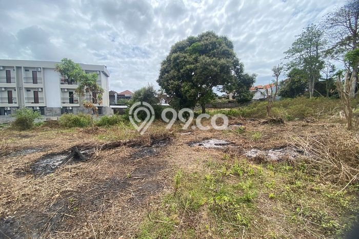 Tanah Potensial di Jimbaran, Luas 300m², Akses Mudah Tanah Potensial di Jimbaran, Luas 300m², Akses Mudah