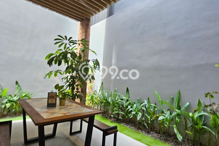 For Sale! Premium House LT 252m2 Desain Modern di BSD For Sale! Premium House LT 252m2 Desain Modern di BSD