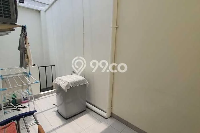 Hunian Elit LB 160m2 Siap Pakai Desain Elegan di Bintaro, Tangerang Selatan Hunian Elit LB 160m2 Siap Pakai Desain Elegan di Bintaro, Tangerang Selatan