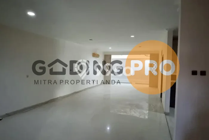 Rumah Elit Modern Tanpa Renovasi di Green garden Jakarta Barat Rumah Elit Modern Tanpa Renovasi di Green garden Jakarta Barat