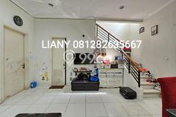 Rumah Modern area Gading Serpong, Tangerang, LT 136m² LB 150m² Rumah Modern area Gading Serpong, Tangerang, LT 136m² LB 150m²