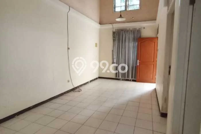 Rumah Luas Asri 2 KT Siap Huni di Gading Serpong Tangerang Rumah Luas Asri 2 KT Siap Huni di Gading Serpong Tangerang