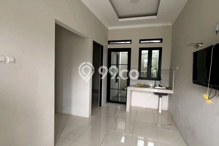 Rumah Modern LB/LT 45m2/81m2 Dijual di Petukangan, Jakarta Selatan Rumah Modern LB/LT 45m2/81m2 Dijual di Petukangan, Jakarta Selatan