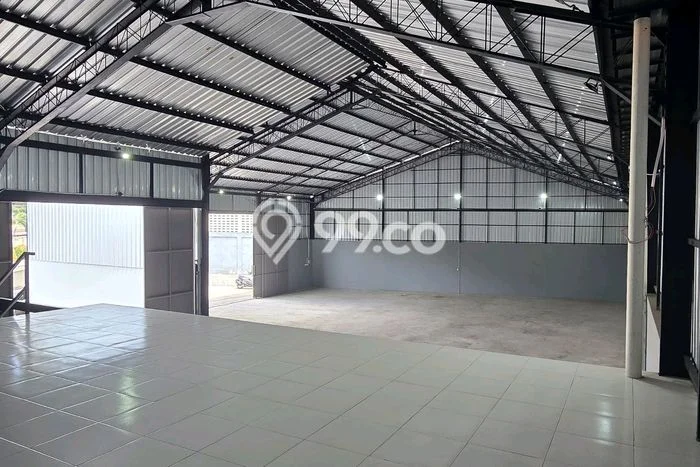 Unit Gudang Disewa Lokasi Denpasar Selatan, Denpasar Spesifikasi Luas Bangunan 500m2 Unit Gudang Disewa Lokasi Denpasar Selatan, Denpasar Spesifikasi Luas Bangunan 500m2