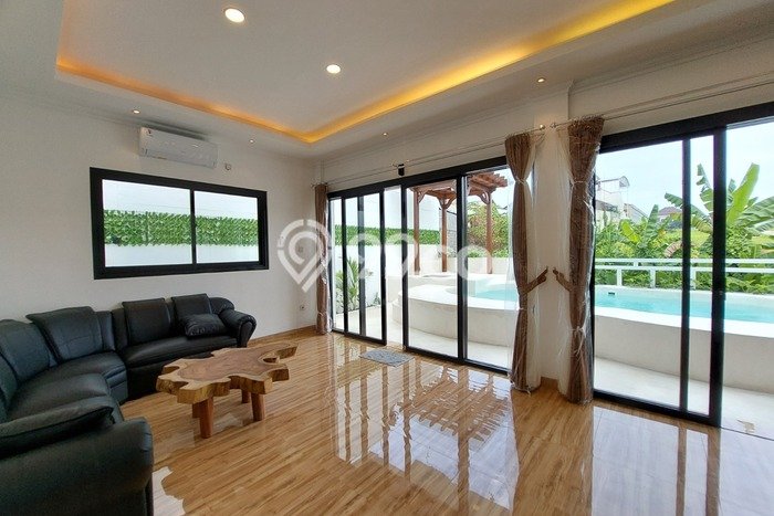 Vila di , Area 144m2m², Dekat ke berbagai fasilitas umum Vila di , Area 144m2m², Dekat ke berbagai fasilitas umum
