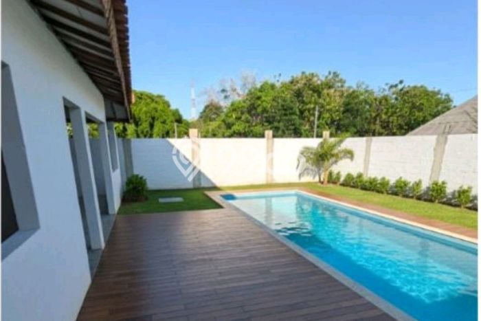 Vila Kawasan , Luas 200m2m², Dekat Mudah Fasilitas Umum Vila Kawasan , Luas 200m2m², Dekat Mudah Fasilitas Umum