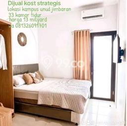 Rumah Mewah LB 900m2 Siap Pakai Desain Elegan di Jimbaran, Badung Rumah Mewah LB 900m2 Siap Pakai Desain Elegan di Jimbaran, Badung