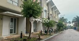 For Sale Hunian Rumah Terawat 2 KT di Gading Serpong, Tangerang For Sale Hunian Rumah Terawat 2 KT di Gading Serpong, Tangerang