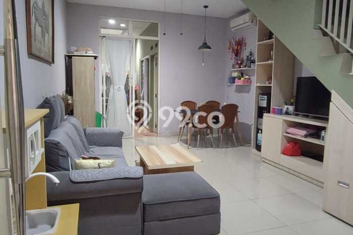 Rumah Luas Asri 2 KT Siap Pakai di Green Lake City Jakarta Barat Rumah Luas Asri 2 KT Siap Pakai di Green Lake City Jakarta Barat