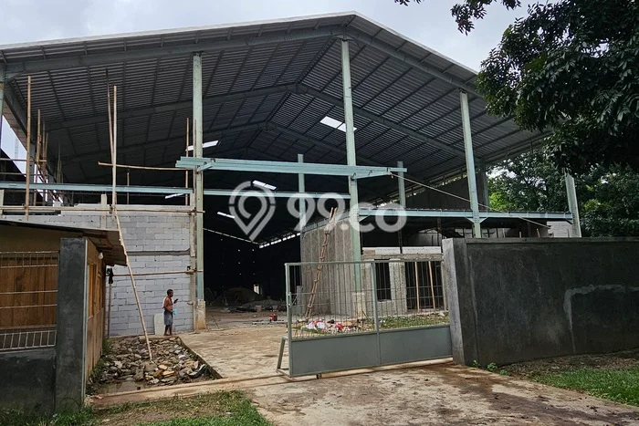 Gudang Disewa di Bekasi dengan LB 1600m2 Area Komersial Ramai Gudang Disewa di Bekasi dengan LB 1600m2 Area Komersial Ramai
