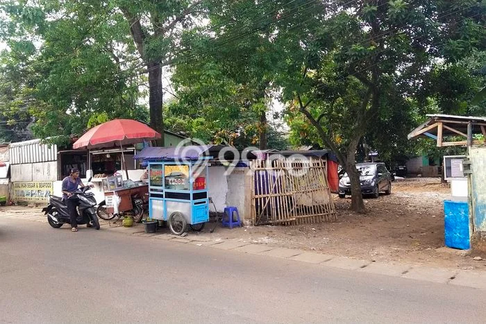 Lahan Dijual Lokasi Strategis di Tangerang Selatan dengan Luas 1432m2 Lahan Dijual Lokasi Strategis di Tangerang Selatan dengan Luas 1432m2