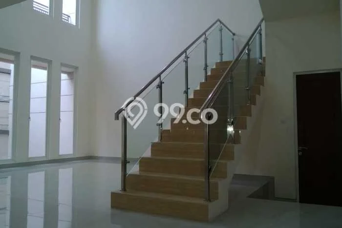 Ready to Use! Luxury House LT 264m2 Desain Elegan di Wisata Bukit Mas Ready to Use! Luxury House LT 264m2 Desain Elegan di Wisata Bukit Mas