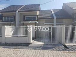 For Sale Rumah 2 Kamar Lokasi Ideal Nyaman dan Strategis di Waru For Sale Rumah 2 Kamar Lokasi Ideal Nyaman dan Strategis di Waru