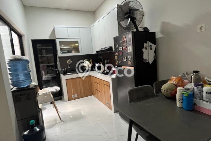 Dijual Hunian Rumah Terawat 3 KT di Kota Wisata, Bogor Dijual Hunian Rumah Terawat 3 KT di Kota Wisata, Bogor