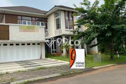 For Sale! Luxury House LT 330m2 Desain Modern di Kota Wisata For Sale! Luxury House LT 330m2 Desain Modern di Kota Wisata