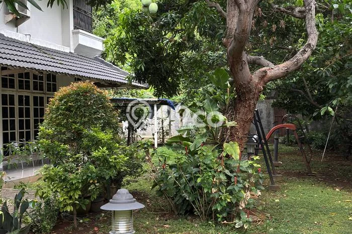 Siap Huni Rumah Mewah 4 Kamar di Pancoran Dekat ke Mana Saja Siap Huni Rumah Mewah 4 Kamar di Pancoran Dekat ke Mana Saja