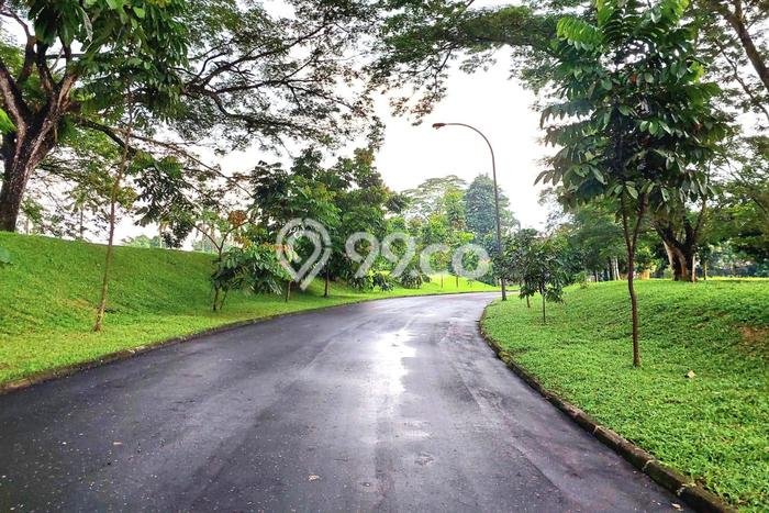 Lahan untuk Dijual di BSD Tangerang Selatan Luas 1069m2 Lahan untuk Dijual di BSD Tangerang Selatan Luas 1069m2
