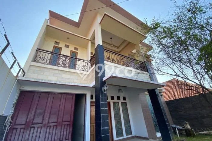 Rumah Modern 4 Kamar LT 305m2 di Majalengka Kota Rumah Modern 4 Kamar LT 305m2 di Majalengka Kota