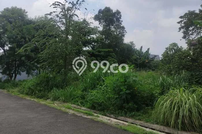 Tanah Dijual di Jakarta Timur Seluas 184m2 Strategis Tanah Dijual di Jakarta Timur Seluas 184m2 Strategis