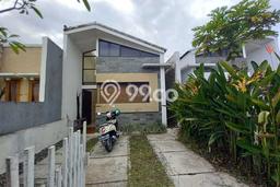 Hunian Cantik Minimalis Lb 70m2 di Arcamanik, Bandung Hunian Cantik Minimalis Lb 70m2 di Arcamanik, Bandung