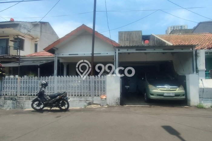 Dijual Rumah 3 Kamar Lokasi Ideal Bagus dan Strategis di Batununggal Dijual Rumah 3 Kamar Lokasi Ideal Bagus dan Strategis di Batununggal