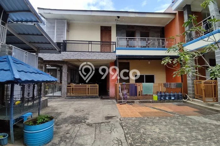 For Sale Rumah 7 Kamar Lokasi Ideal Nyaman dan Strategis di Rancaekek For Sale Rumah 7 Kamar Lokasi Ideal Nyaman dan Strategis di Rancaekek