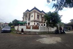 Dijual Cepat Rumah Bagus Siap Huni LB 200m2 di Cimahi Selatan, Cimahi Dijual Cepat Rumah Bagus Siap Huni LB 200m2 di Cimahi Selatan, Cimahi
