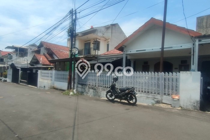 Dijual Rumah 3 Kamar Lokasi Ideal Bagus dan Strategis di Batununggal Dijual Rumah 3 Kamar Lokasi Ideal Bagus dan Strategis di Batununggal