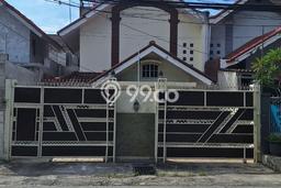 Rumah Luas Asri 5 KT Siap Pakai di Semper Jakarta Utara Rumah Luas Asri 5 KT Siap Pakai di Semper Jakarta Utara