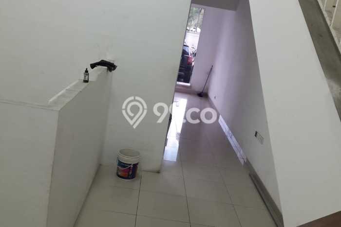 Ruko Dijual di Tangerang LT 80m2 & LB 240m2 Lokasi Terbaik! Ruko Dijual di Tangerang LT 80m2 & LB 240m2 Lokasi Terbaik!