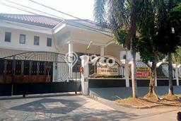 Dijual Rumah Luas Elegan Dengan View Eksklusif di Jati Padang, Jakarta Selatan Dijual Rumah Luas Elegan Dengan View Eksklusif di Jati Padang, Jakarta Selatan