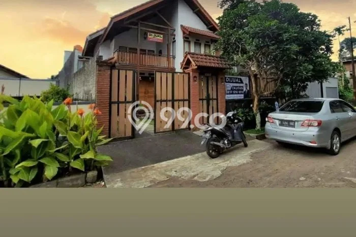 For Sale! Luxury House LT 236m2 Desain Modern di Bandung Kota For Sale! Luxury House LT 236m2 Desain Modern di Bandung Kota