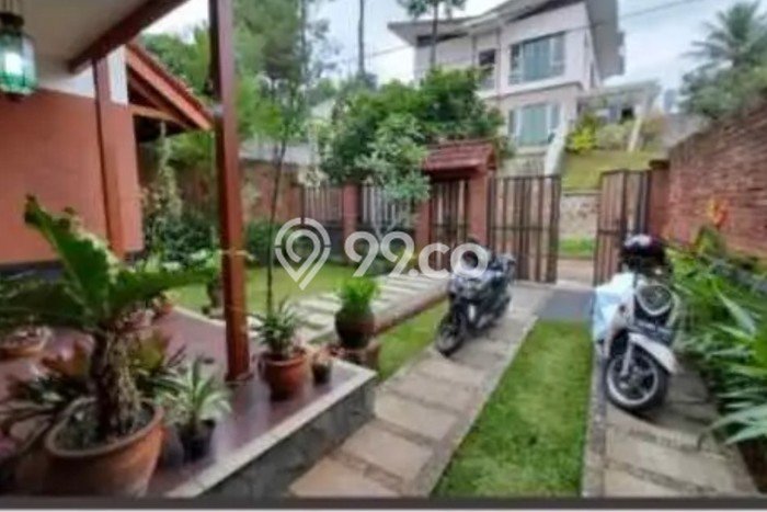 For Sale! Luxury House LT 236m2 Desain Modern di Bandung Kota For Sale! Luxury House LT 236m2 Desain Modern di Bandung Kota
