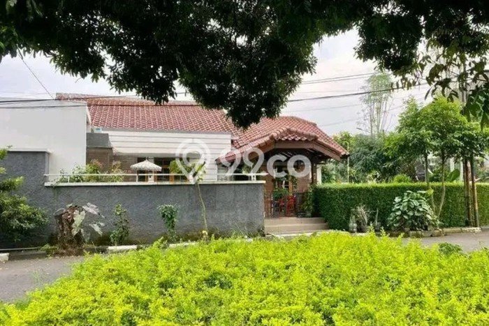 For Sale! Premium House LT 400m2 Desain Elegan di Pasteur For Sale! Premium House LT 400m2 Desain Elegan di Pasteur