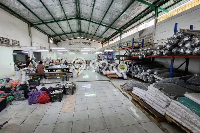 Gudang Dijual di Bandung LT 1031m2 & LB 720m2 Lokasi Terbaik! Gudang Dijual di Bandung LT 1031m2 & LB 720m2 Lokasi Terbaik!
