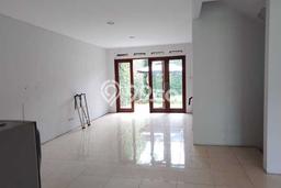 Rumah 3 KT 3 KM Semi Furnished di Pondok Hijau, Dekat Mal, Bandung Rumah 3 KT 3 KM Semi Furnished di Pondok Hijau, Dekat Mal, Bandung
