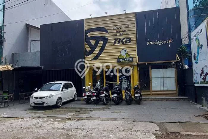 AREA TERSIBUK! Komersial di , Luas 700m2m², Pusat Bisnis AREA TERSIBUK! Komersial di , Luas 700m2m², Pusat Bisnis