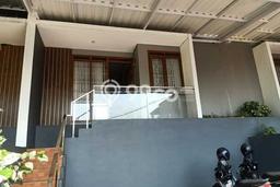 Rumah Lokasi Strategis di , Bandung, LT 98m2m² Bangunan 70m2m² Rumah Lokasi Strategis di , Bandung, LT 98m2m² Bangunan 70m2m²