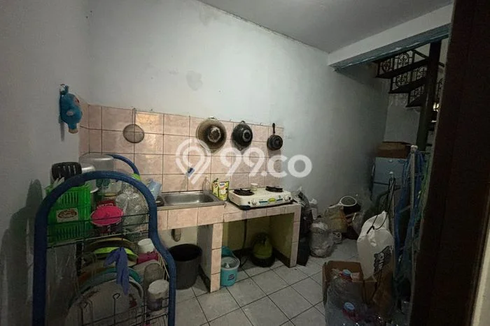 Kost untuk Dijual di Cibogo Punya 49 Kamar Kost untuk Dijual di Cibogo Punya 49 Kamar