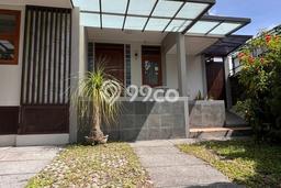 Ready to Use! Luxury House LT 219m2 Desain Modern di Setiabudi Ready to Use! Luxury House LT 219m2 Desain Modern di Setiabudi