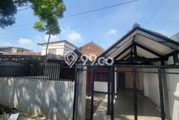 Rumah area Pajajaran, Lingkungan Asri, 1 KM Rumah area Pajajaran, Lingkungan Asri, 1 KM